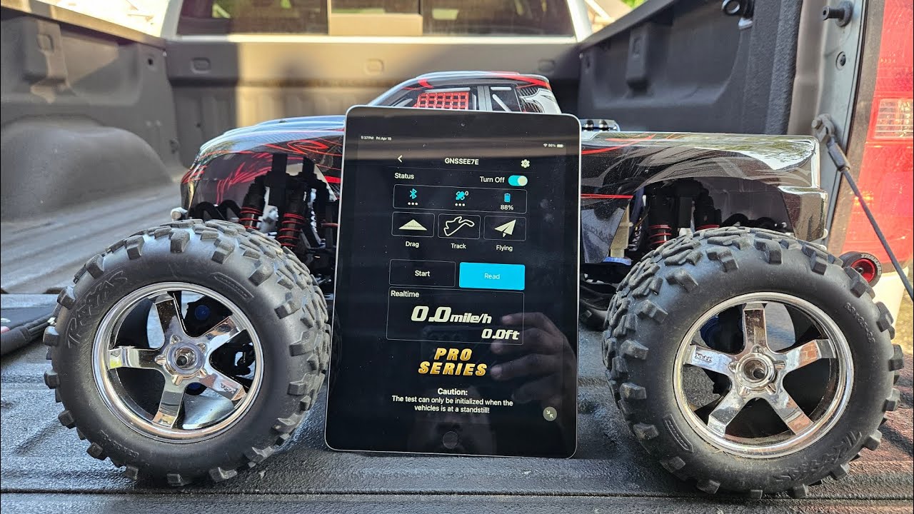 Заезд на скорость Traxxas T-Maxx 3.3