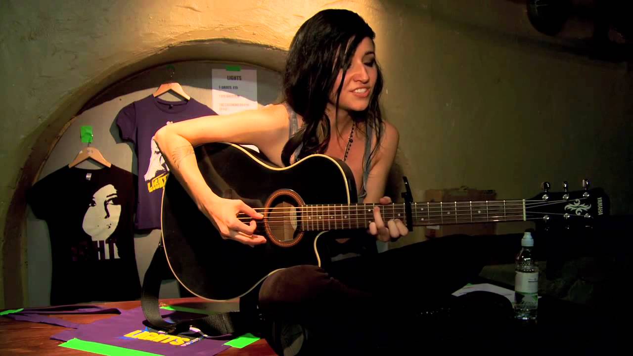 ATP! Acoustic Session: LIGHTS - 