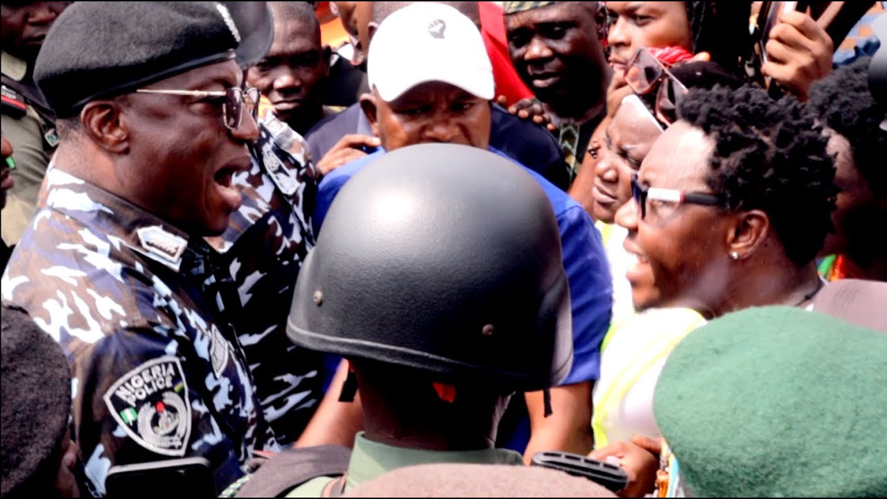 Lagos Demolition Protest Turns Chaotic As Police Clash With Protesters Against 'Forced' Evictions