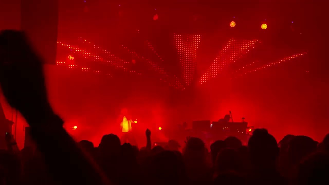 [2025-05-17] Underworld - Pearl's Girl [Live at Radius Chicago]