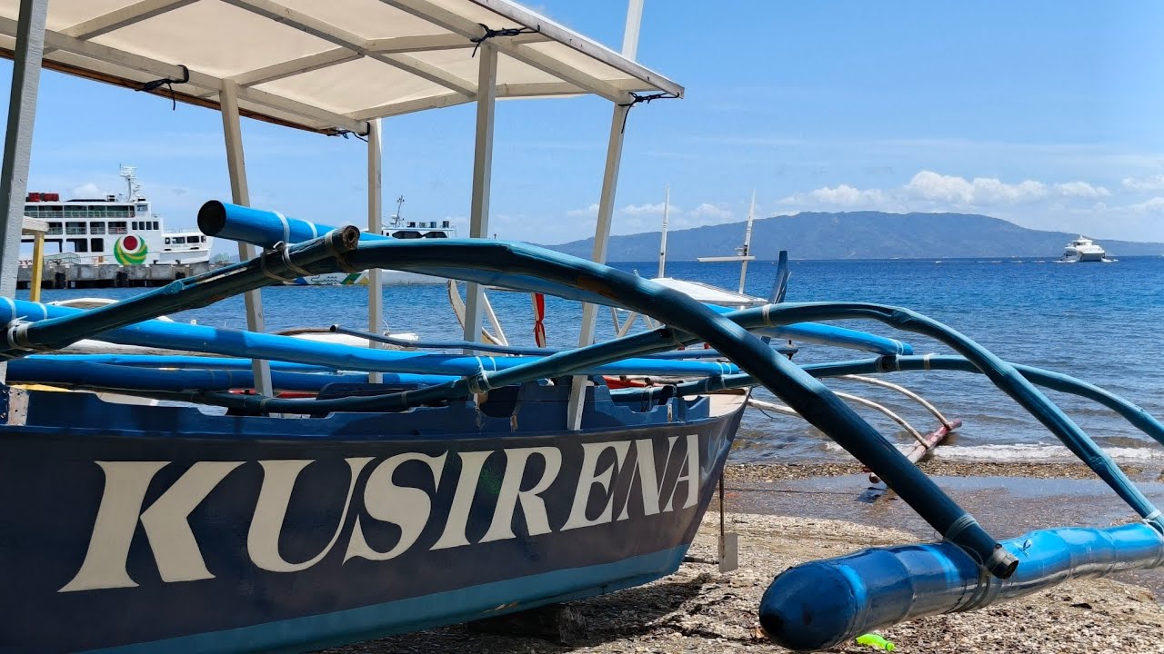 Finding Authentic Thai Food in Paradise: Kusirena Cafe, Puerto Galera 🤩😍😘