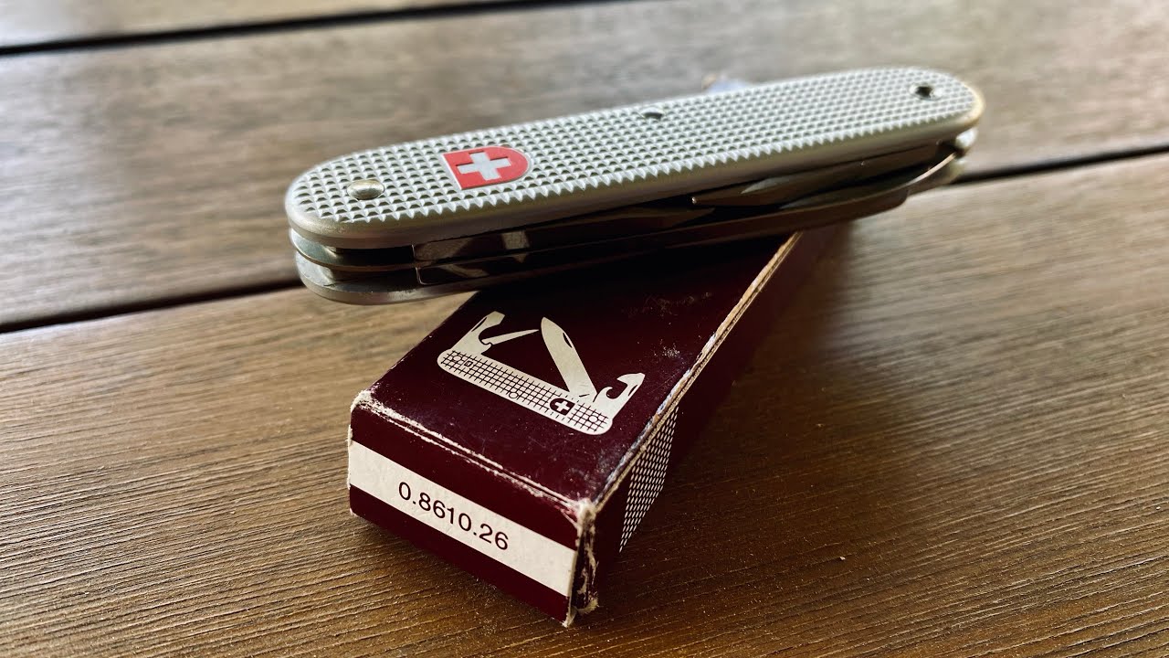 ‘92 Victorinox Soldier