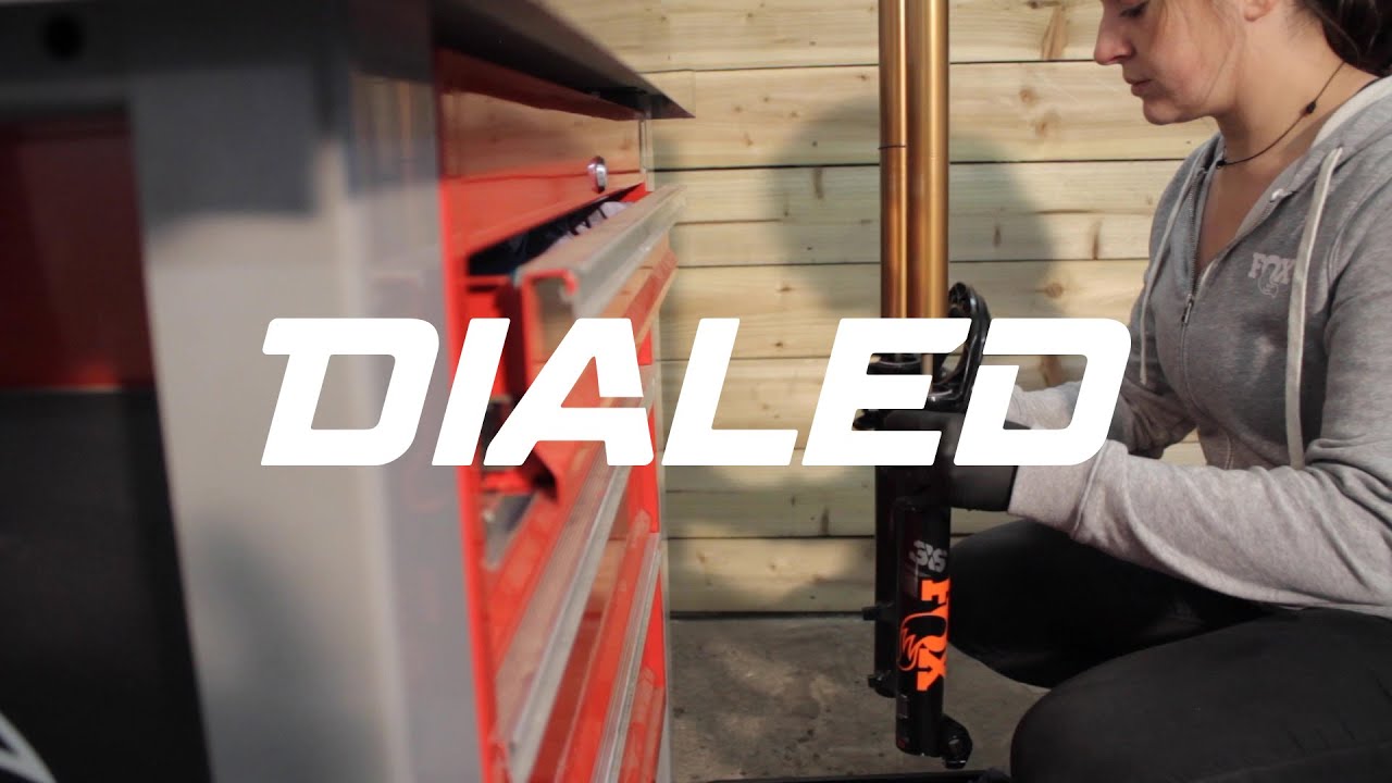 DIALED S2-EP9: Как обслуживать нижние части вилок FOX | FOX