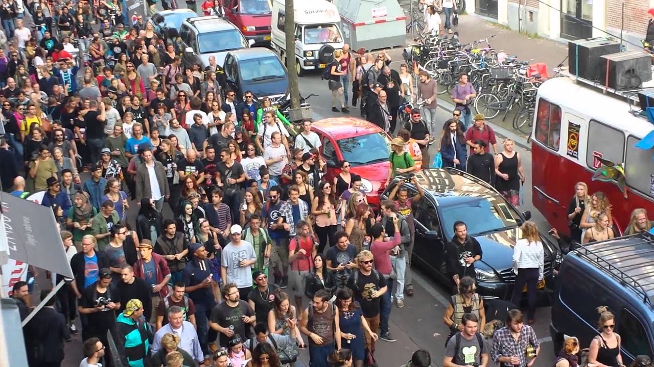 Demonstratie Spuistraat Amsterdam