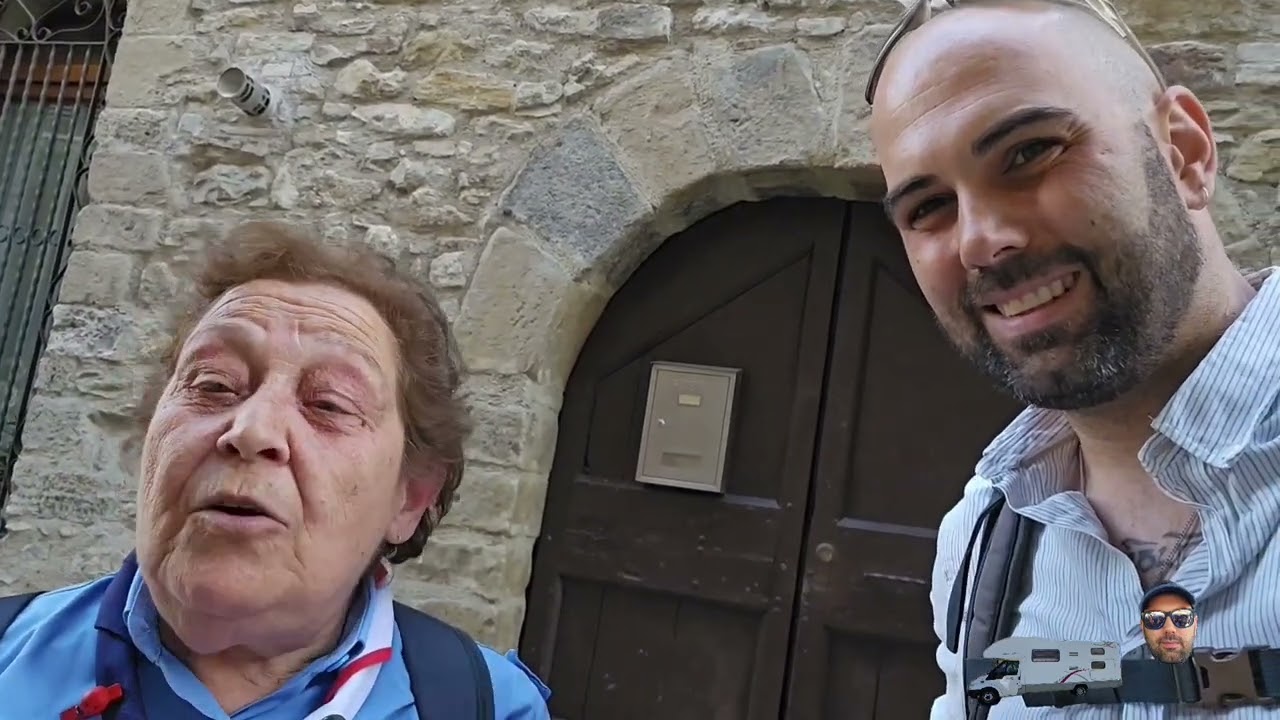 Camper a Bevagna: area sosta e mercato delle Gaite 2024 🏰🚐🐩🐩❤️🦖