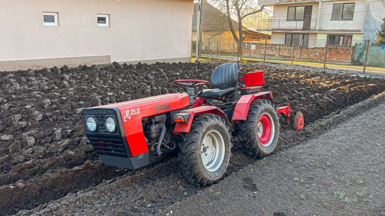 Winter ploughing - Slavia-Tomo Vinkovic 824-5