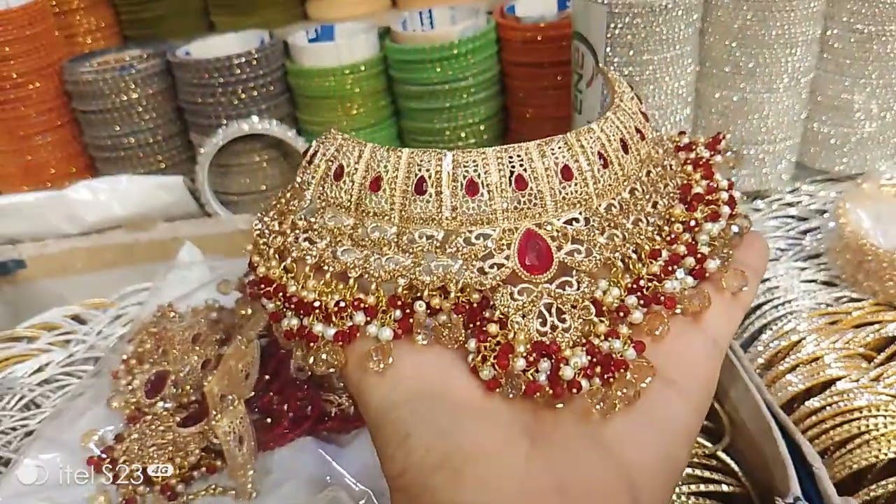jewelry shop laiqut market Nomam topi 16/10/2024