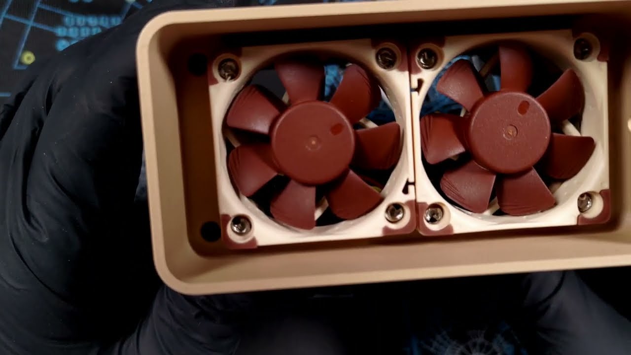 Connecting Noctua case fans to a Raspberry Pi 5