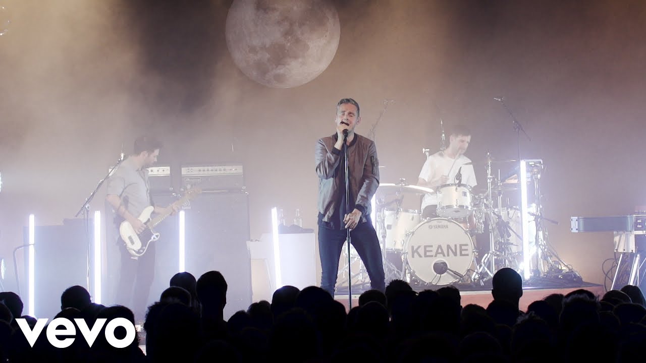 Keane - Chase The Night Away (Live From Bexhill)