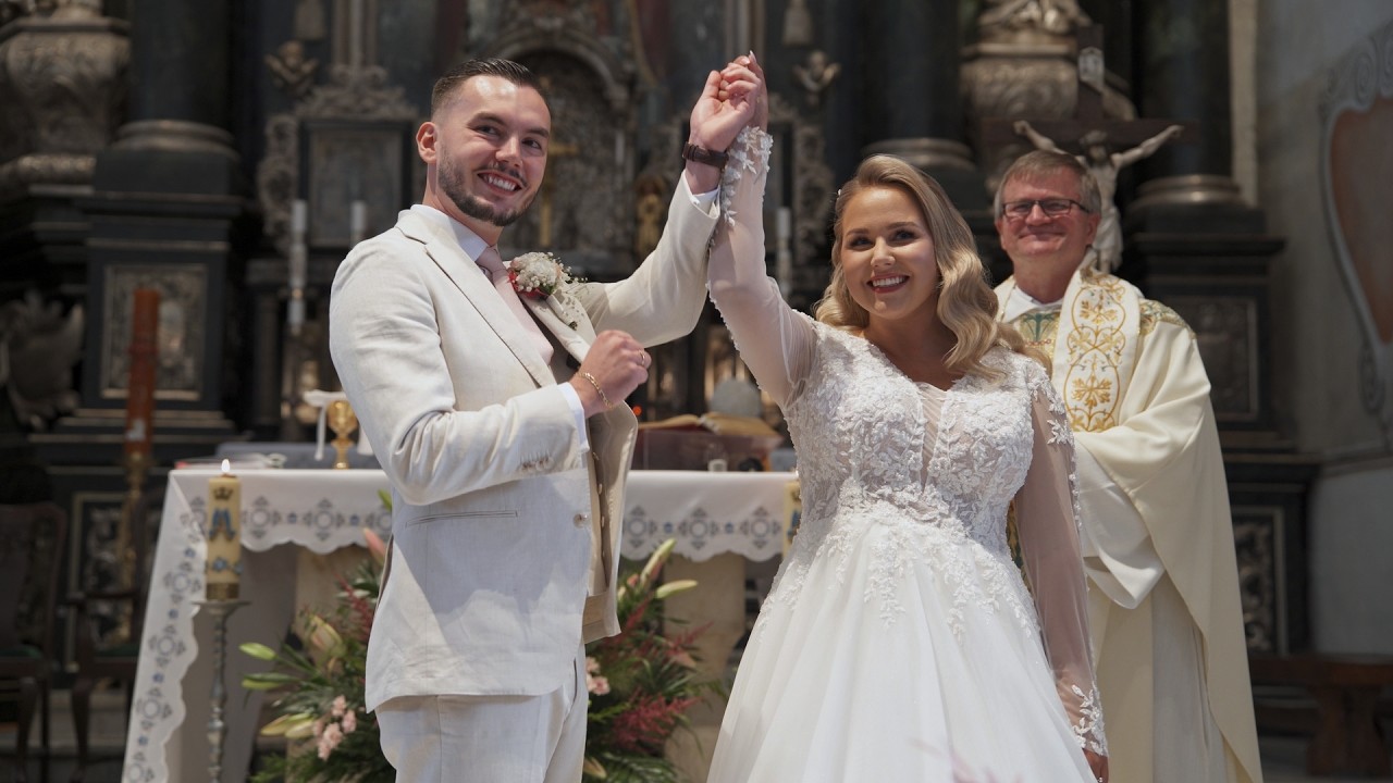 Laura i Pierre zwiastun ślubny