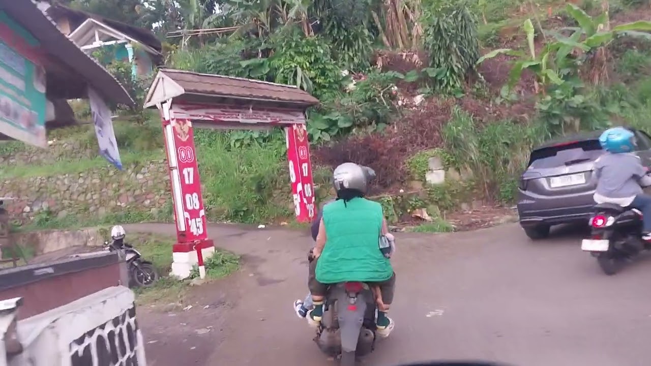 Alternatif puncak via summarecon
