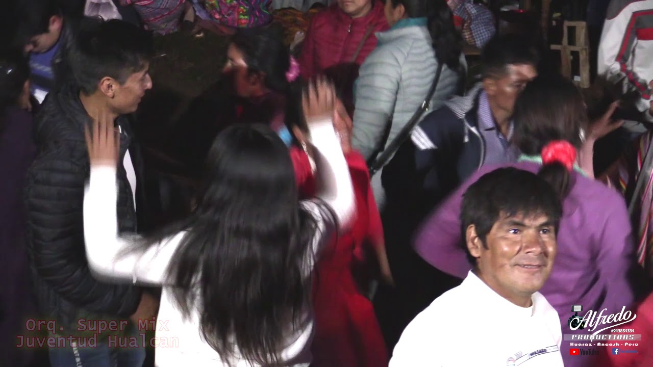 ORQUESTA MIX JUVENTUD HUALCAN CONCIERTO COCHAPAMPA CARHUAZ 2019