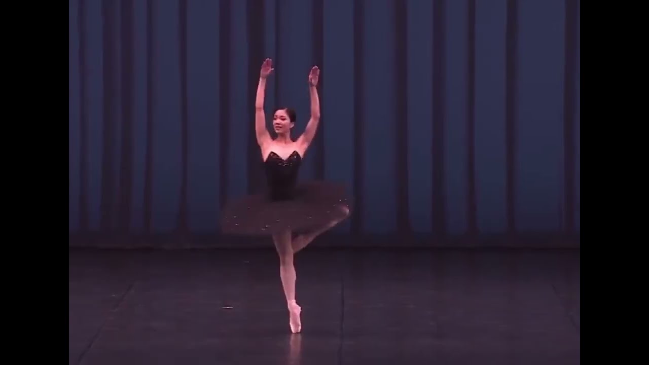 Madoka Sugai - Grand pas Classique Variation