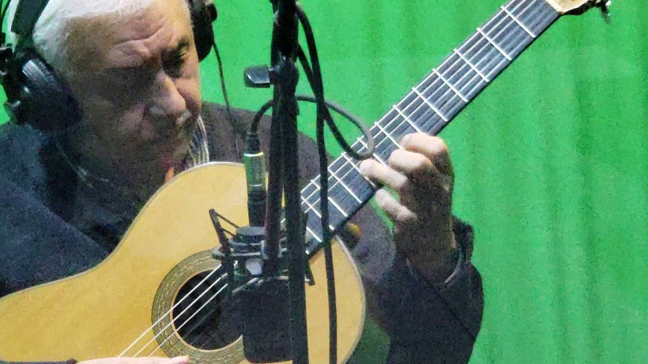 HIMNO NACIONAL. JULIO COBELLI
