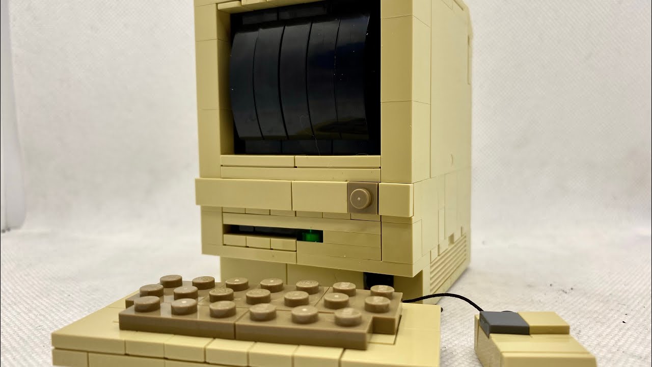 Zuru Max Retro Apple Mac Classic Lego Computer