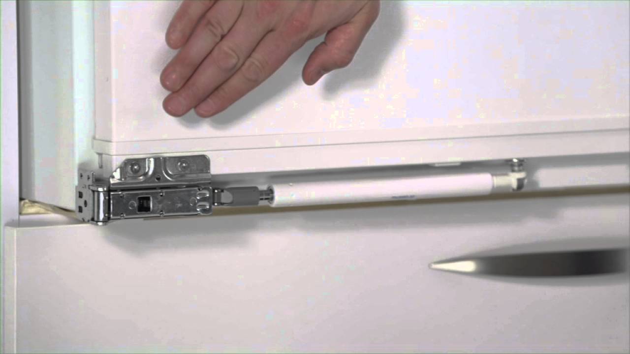 Liebherr instructievideo: hoe installeer je een inbouwkoelkast