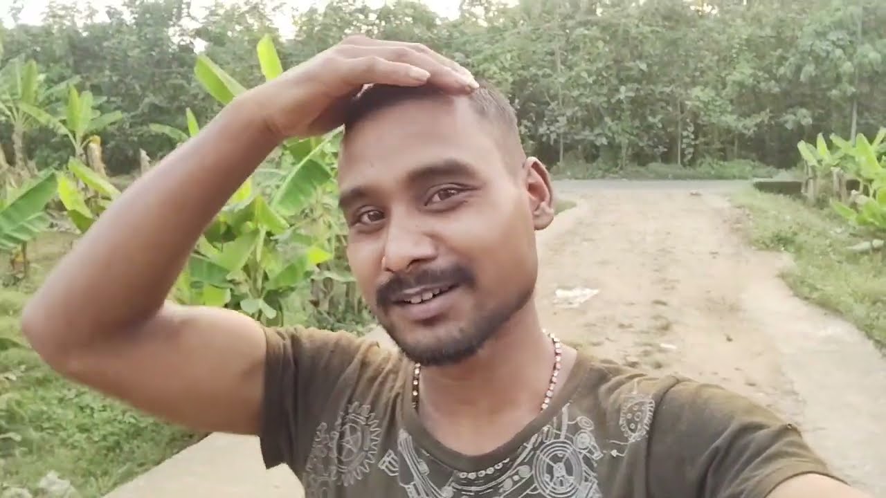 আজকে  কেরালায়  গ্রামে গ্রামে অনেক দুর ঘুরলাম।