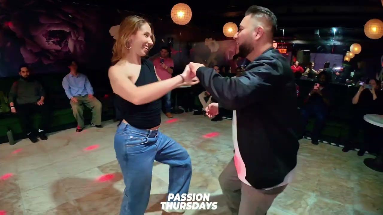 Passion Thursdays Mike & Ray bachata demo