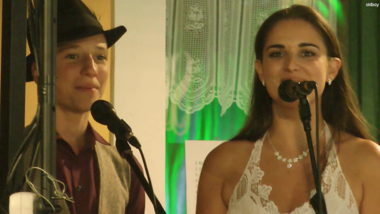 Sarjú banda és Zsikó Zsuzsanna - Bogyiszlói zene