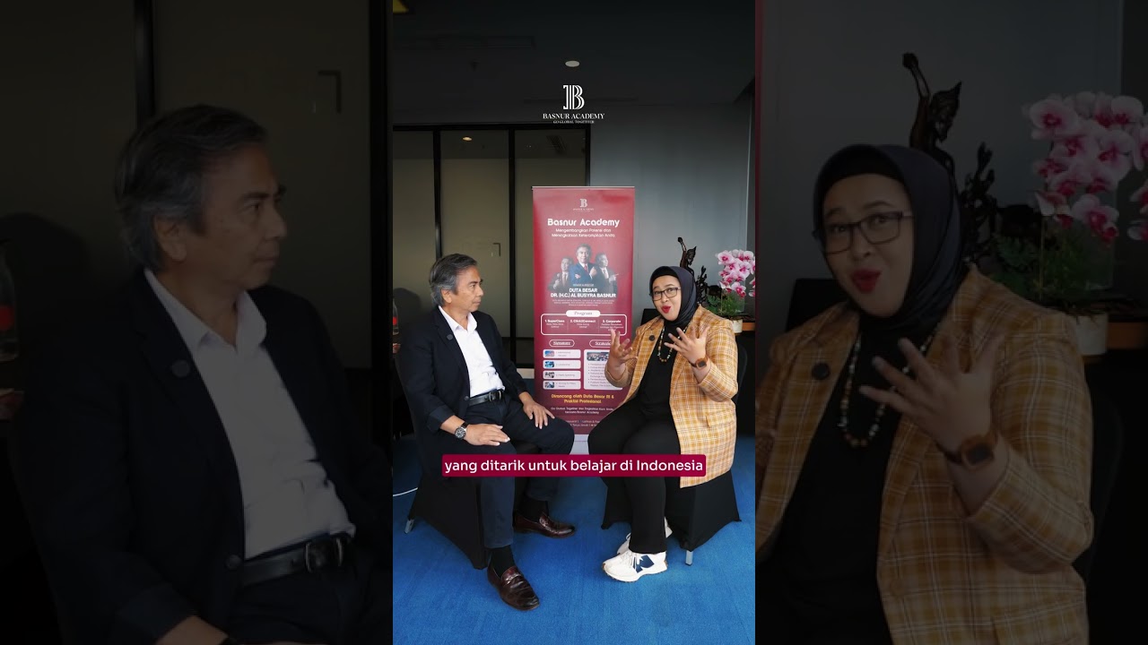 Duta Bahasa, Ibu Roslina, Ajarkan Bahasa Indonesia di Luar Negeri