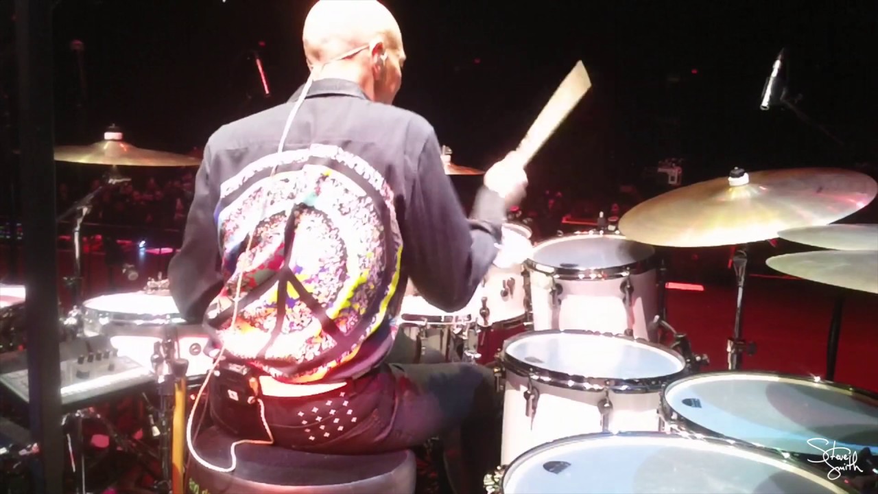 Steve Smith Drum Solo with Journey:  Honolulu 2017