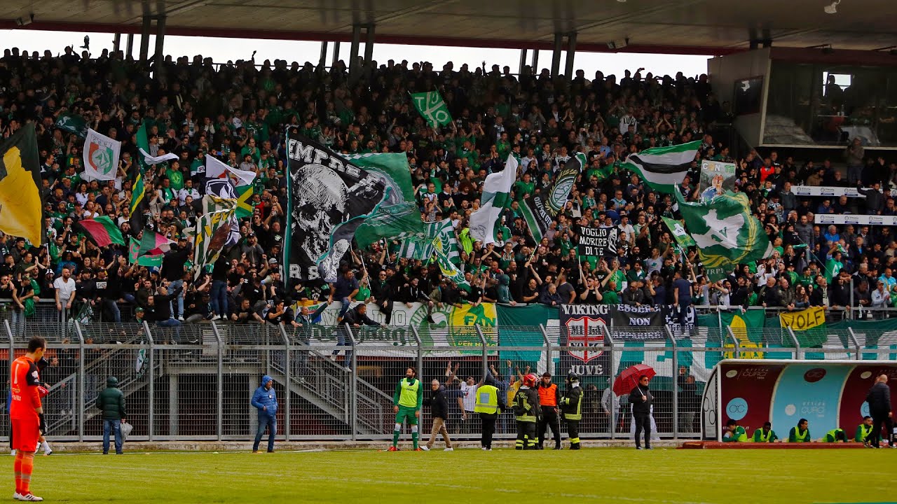 Video Tifo AMARCORD: Avellino - Lanusei 2-0 finale spareggio promozione Serie D 12/05/2019 a Rieti
