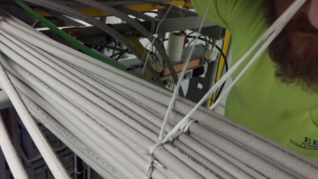 Demonstrating the Kansas City (running stitch)