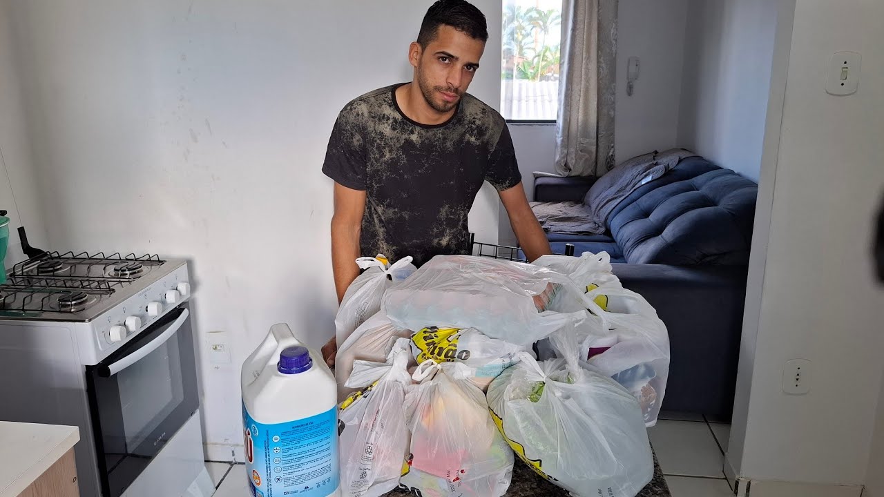 MINHAS COMPRAS DO MÊS MORANDO SOZINHO/  QUANTO SERÁ QUE EU GASTEI?