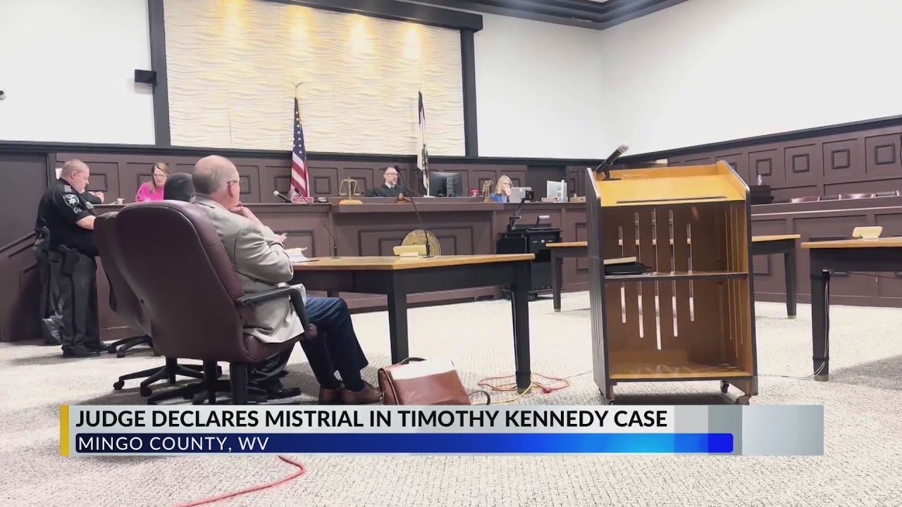 Judge declares mistrial in case of man accused of killing West Virginia trooper