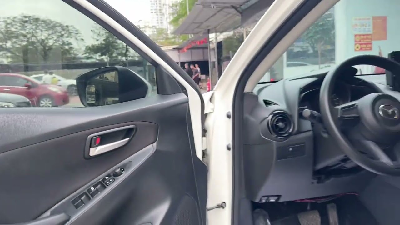 🚘 MAZDA 2 1.5 TC Sản xuất 2025, Nhập Thái. Đăng ký tên cá nhân, chính chủ. 
