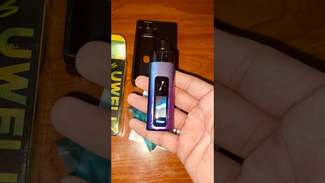 Uwell Typhos Unboxing