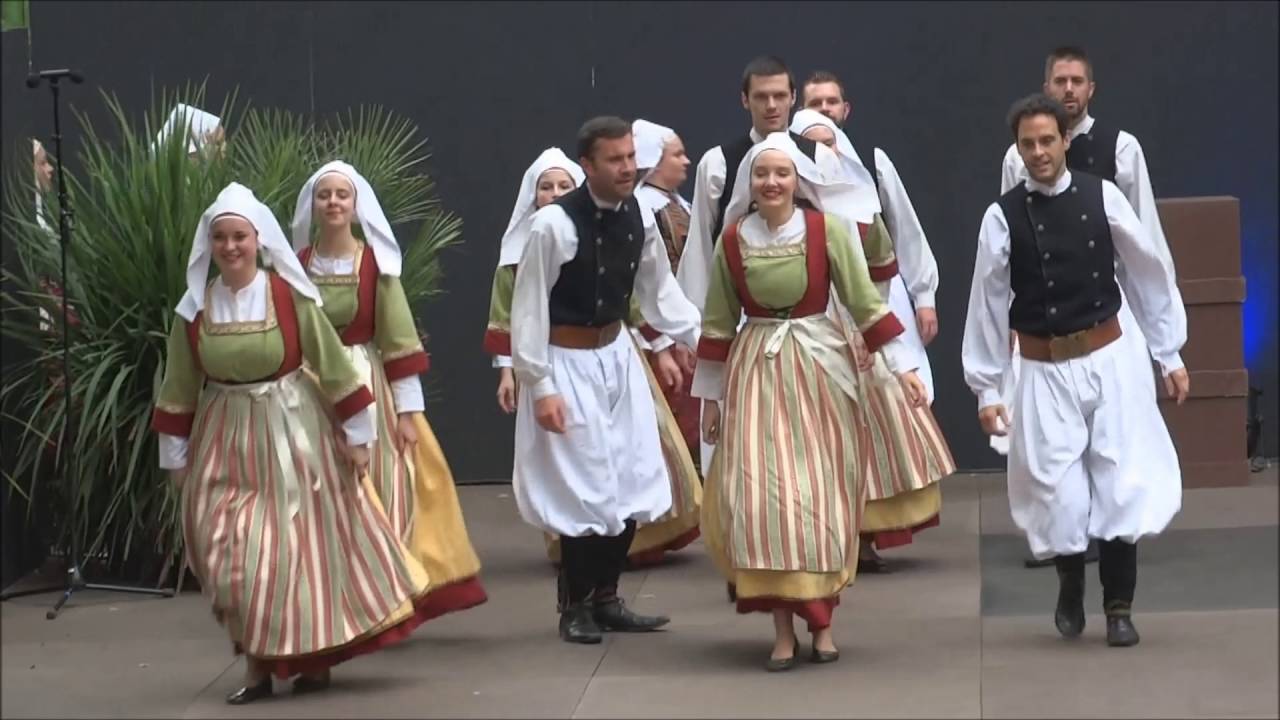 Cercle Kanfarded de Saint Evarzec  - Fête des Cerisiers 19 juin 2016