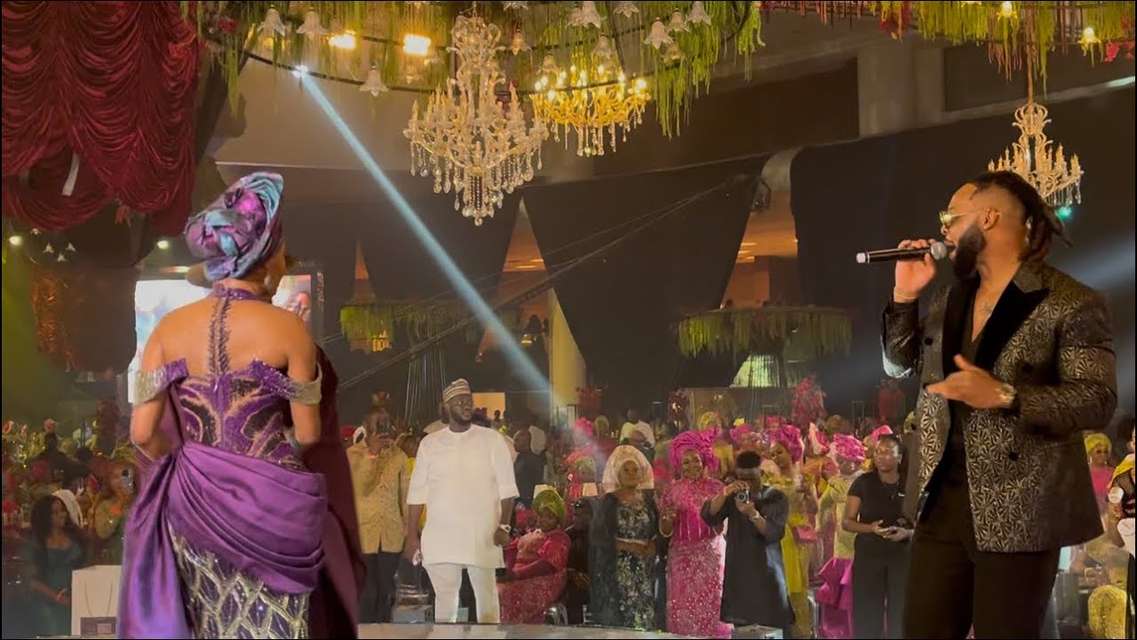 FLAVOUR SURPRISED PERFORMANCE FOR NONYE & CHUCKIE AT THEIR TRADITIONAL WEDDING IN LAGOS