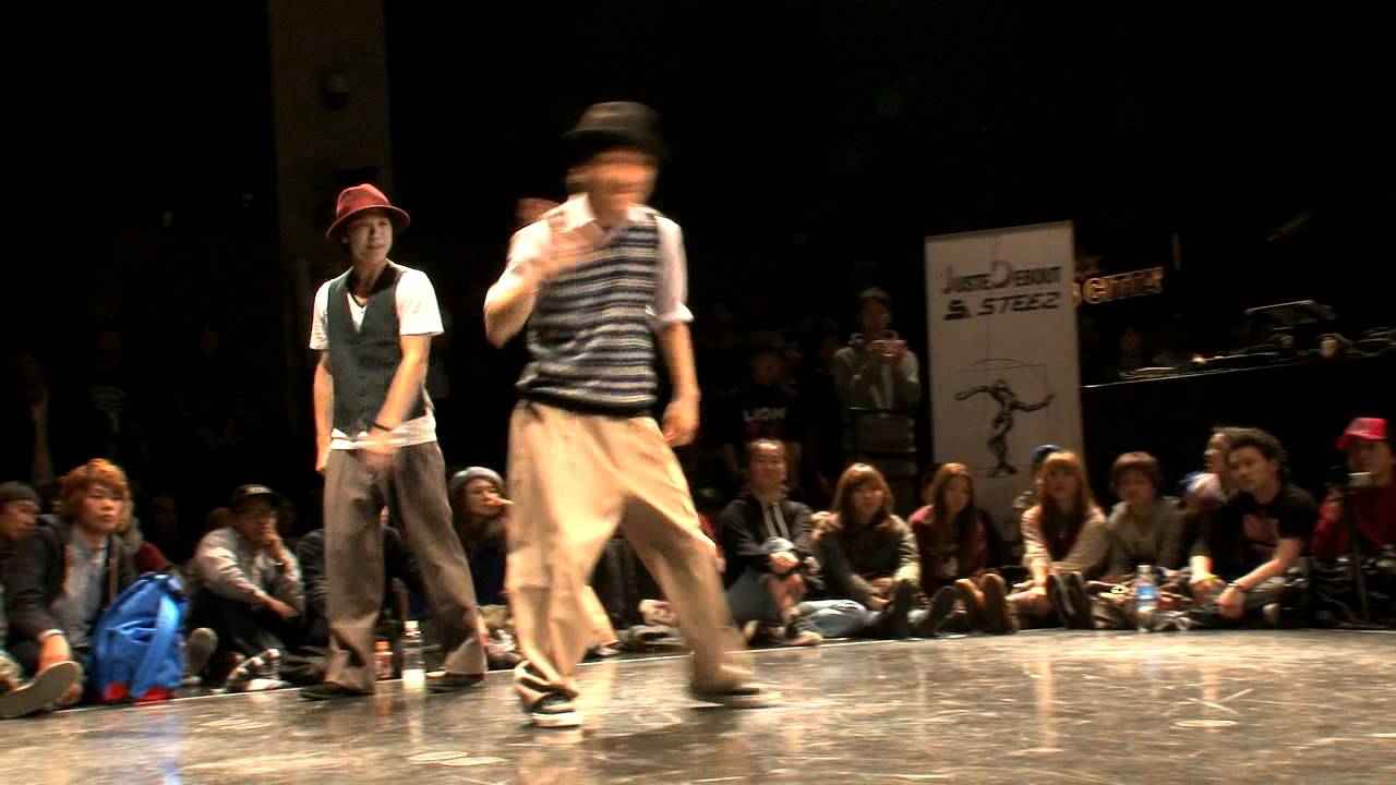 JUSTE DEBOUT 2012 【LOCK SIDE SEMIFINAL】NAOSHI&RYO vs ROADDOGGZ