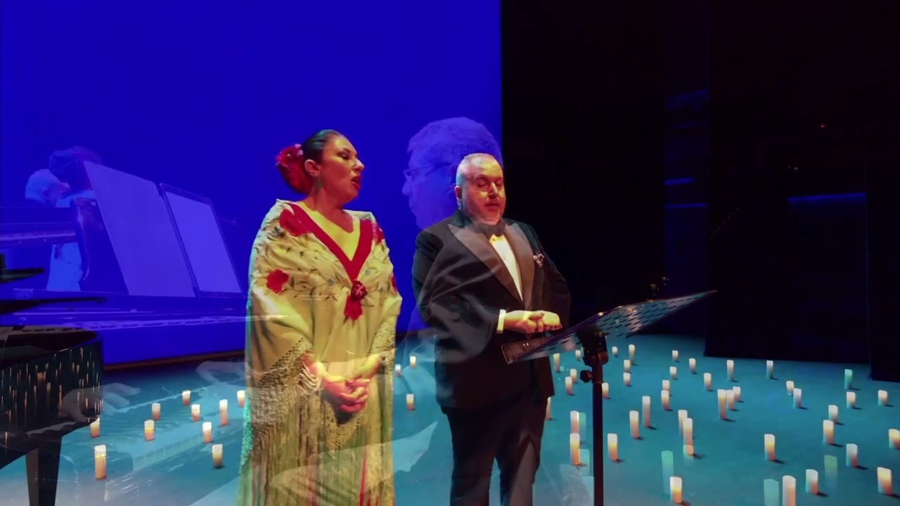 Hijo de la luna - Montserrat Martí Caballé y Luis Santana