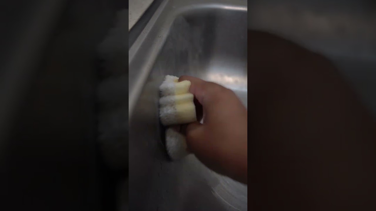 КАК УДАЛИТЬ ПЯТНА РЖАВЧИНЫ С ВАШЕЙ РАКОВИНЫ ИЗ НЕРЖАВЕЮЩЕЙ СТАЛИ #scrubdaddy #scrubdaddypartner #...