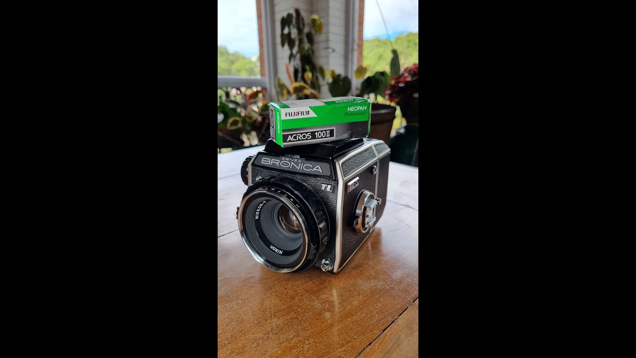 How to Load the Broniza EC TL #shorts #mediumformat