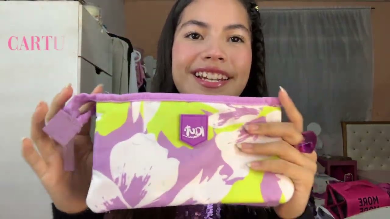 Unboxing de mis útiles escolares 📚✏️👩🏻‍💻