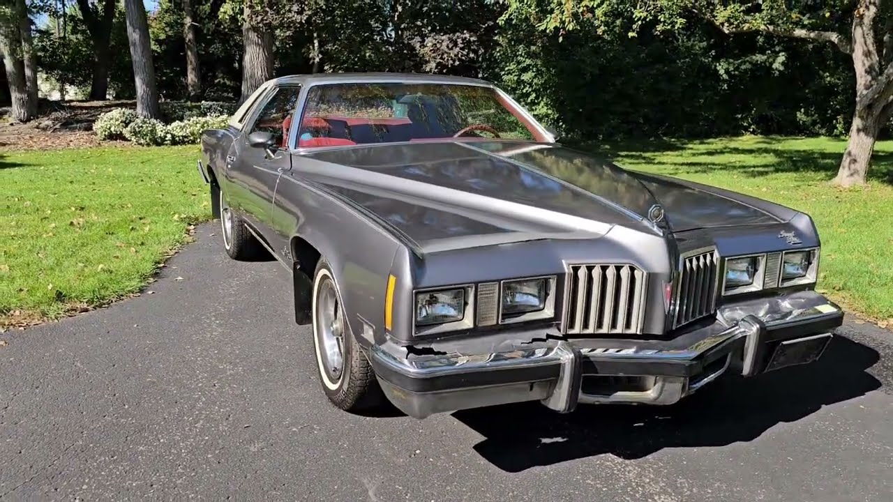 1977 Pontiac Grand Prix SJ- For Sale by Mad Muscle Garage Classic Cars 