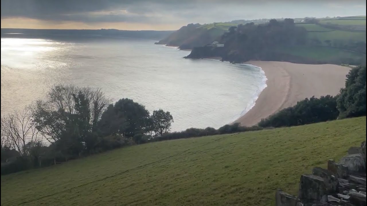 A walk from Stoke Fleming to Blackpool Sands | Devon 🇬🇧  Winter Walk