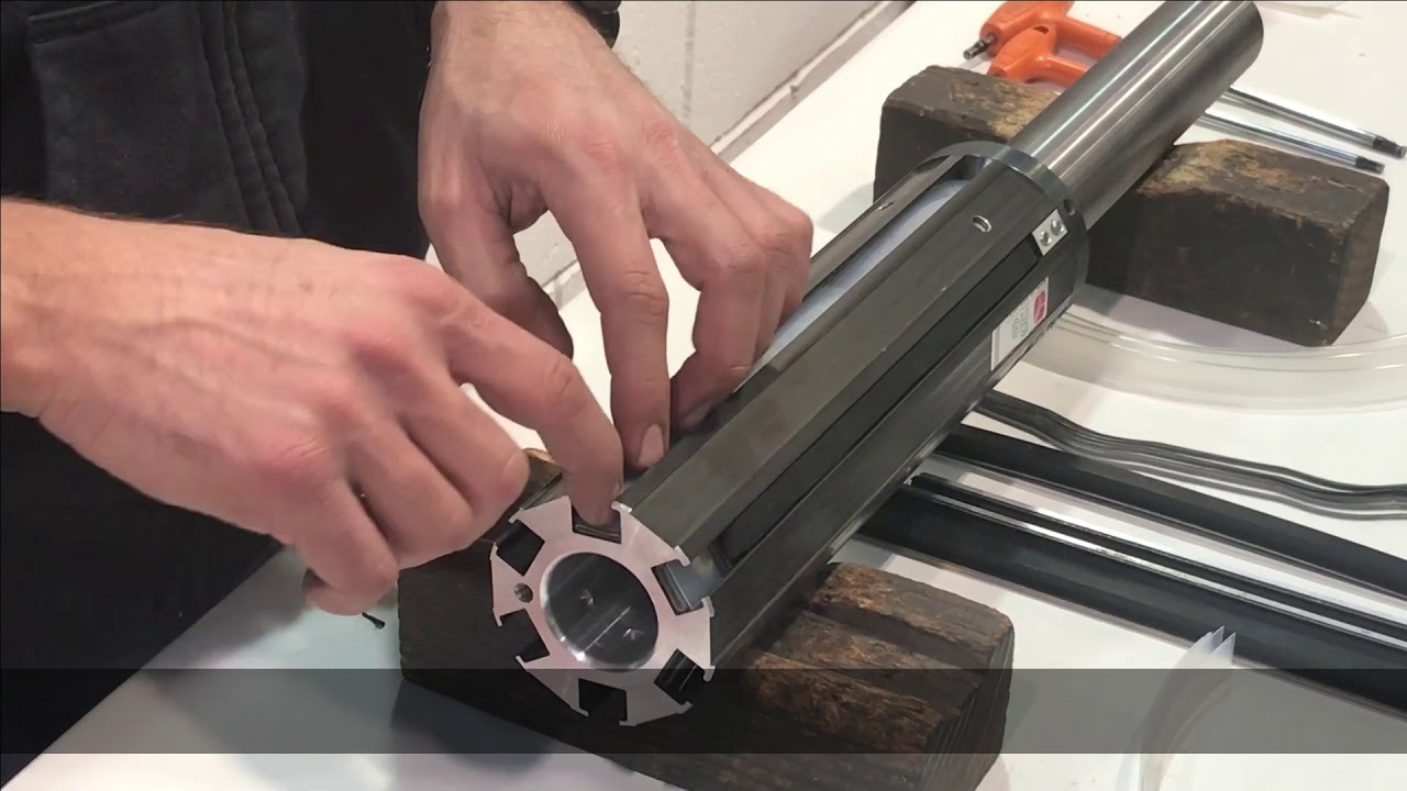 01 Re SpA tutorial - air shaft listel replacement - EN