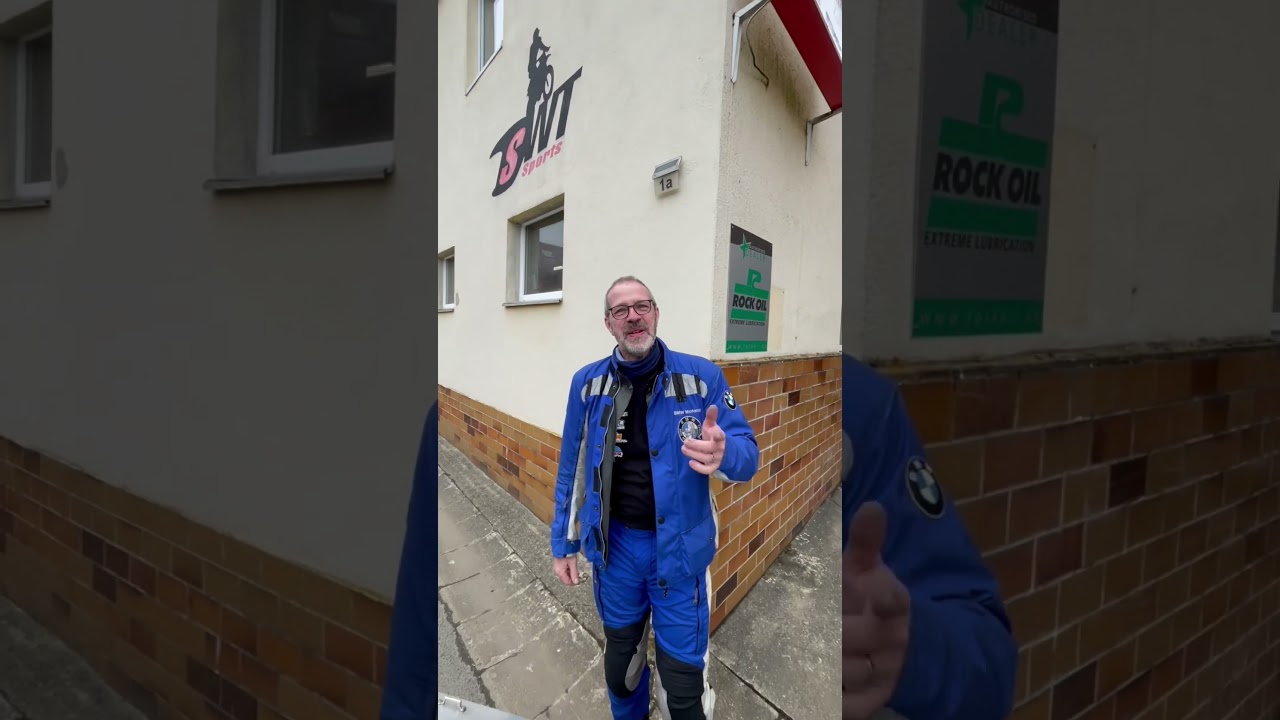 Volker II zu Gast bei SWT-SPORTS in der Werkstatt!!! Schnelle Amtshilfe und die Tour war gerettet!