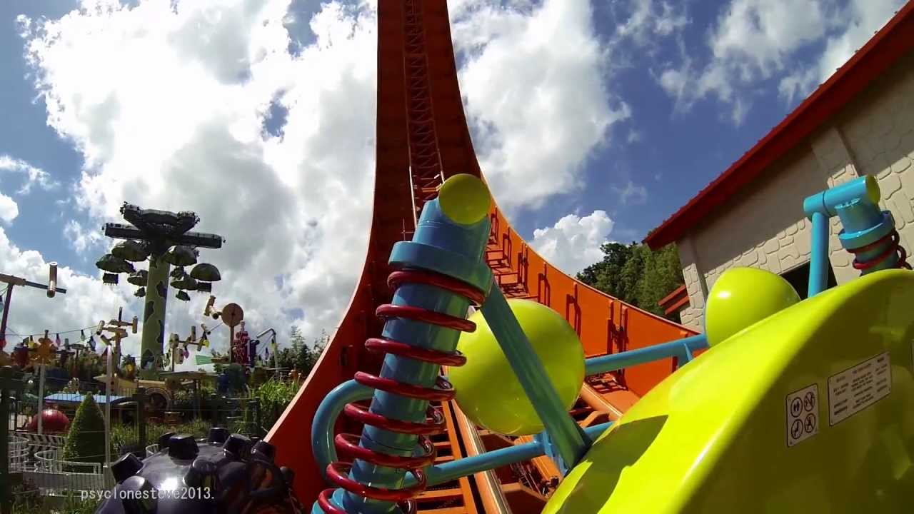 RC Racer Hong Kong Disneyland. 遙控賽車香港迪士尼樂園。