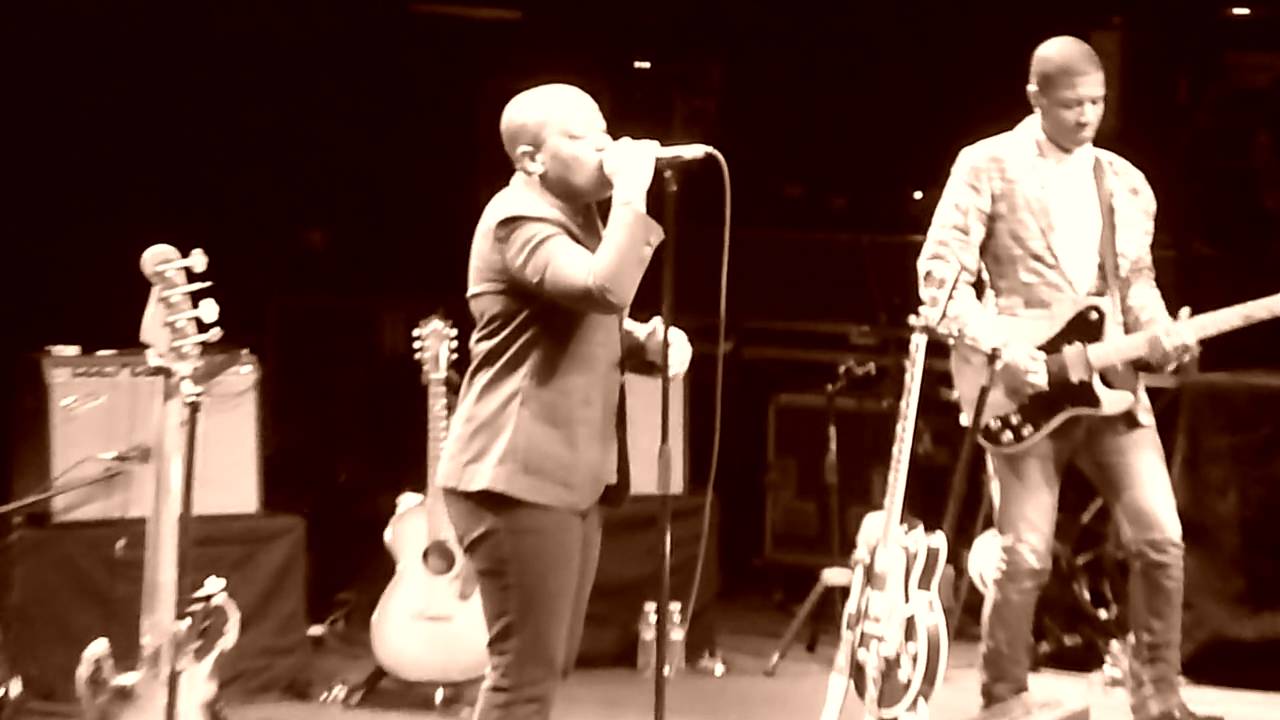 Meshell Ndegeocello -The Sloganeer (Live 2010, Feat. Deantoni Parks)