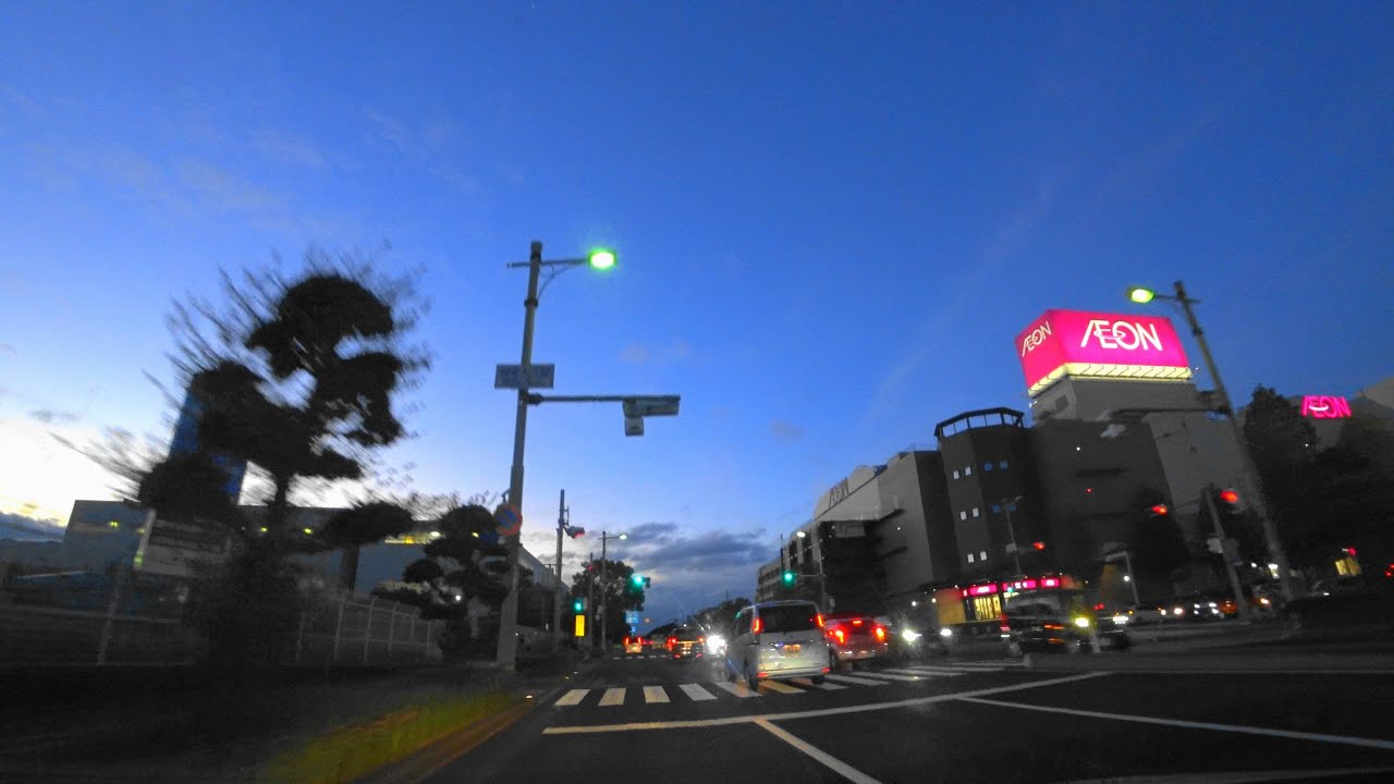 ［4K］『イオン明石ショッピングセンター』の立体駐車場に、入りました。We entered the multi-story parking lot at AEON Akashi .