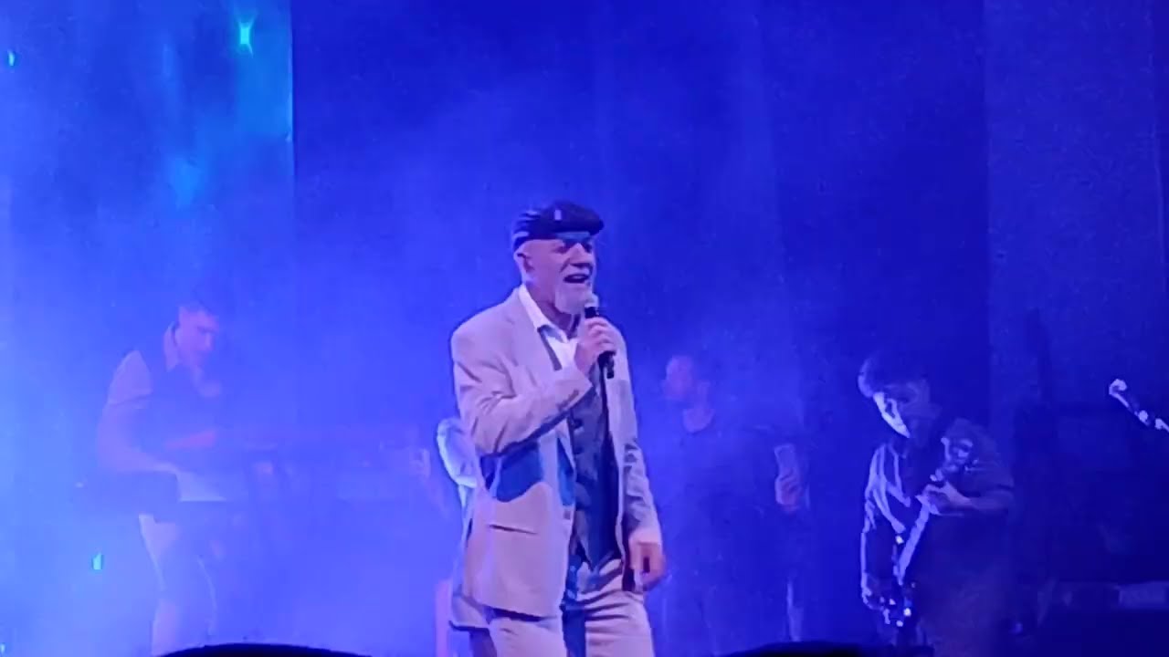 Gustavo Cordera y La Caravana Mágica - El Tiempo No Para (Cazuza/Bersuit) - en vivo