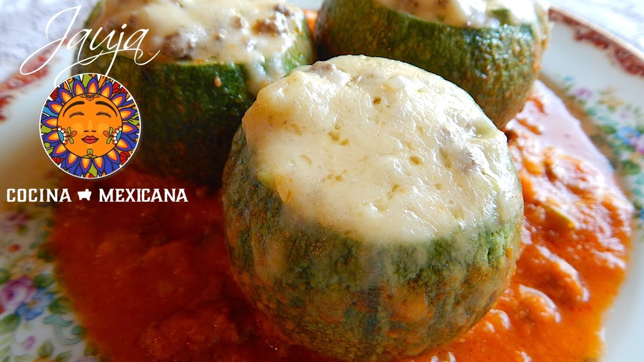 Calabacitas Rellenas de Queso y Carne Molida