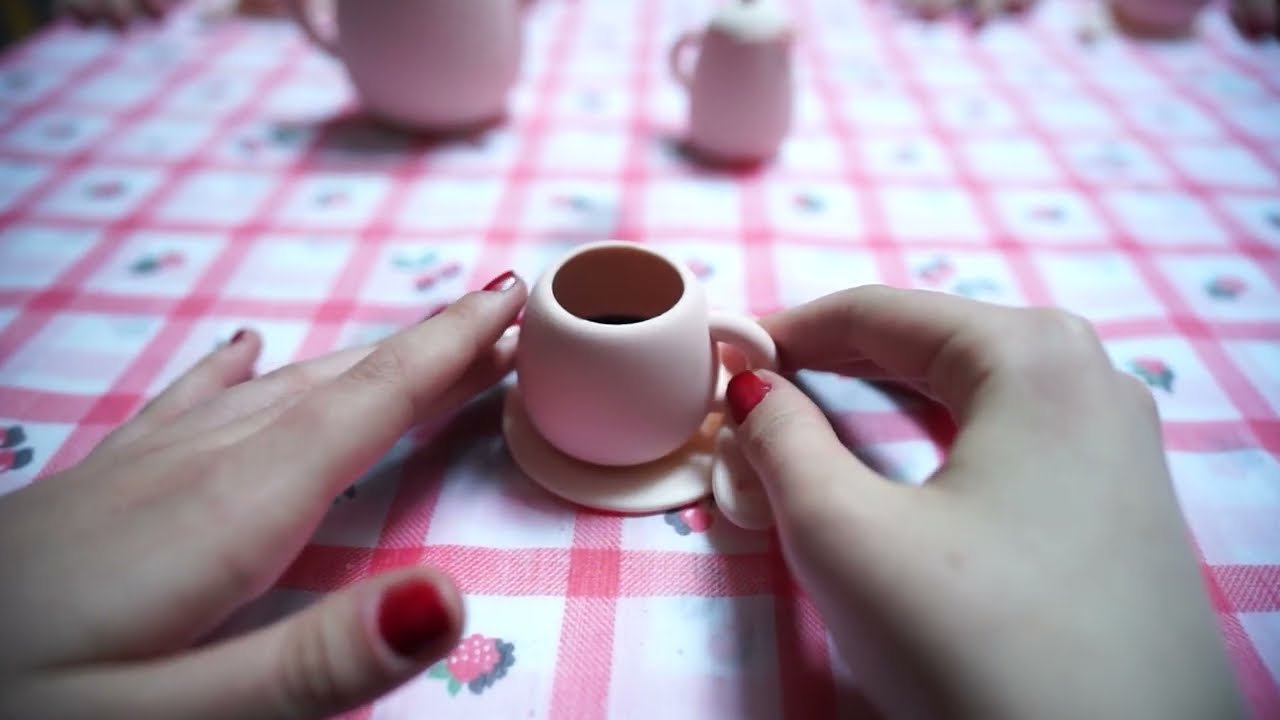 Tea Party - Alessia Parlato