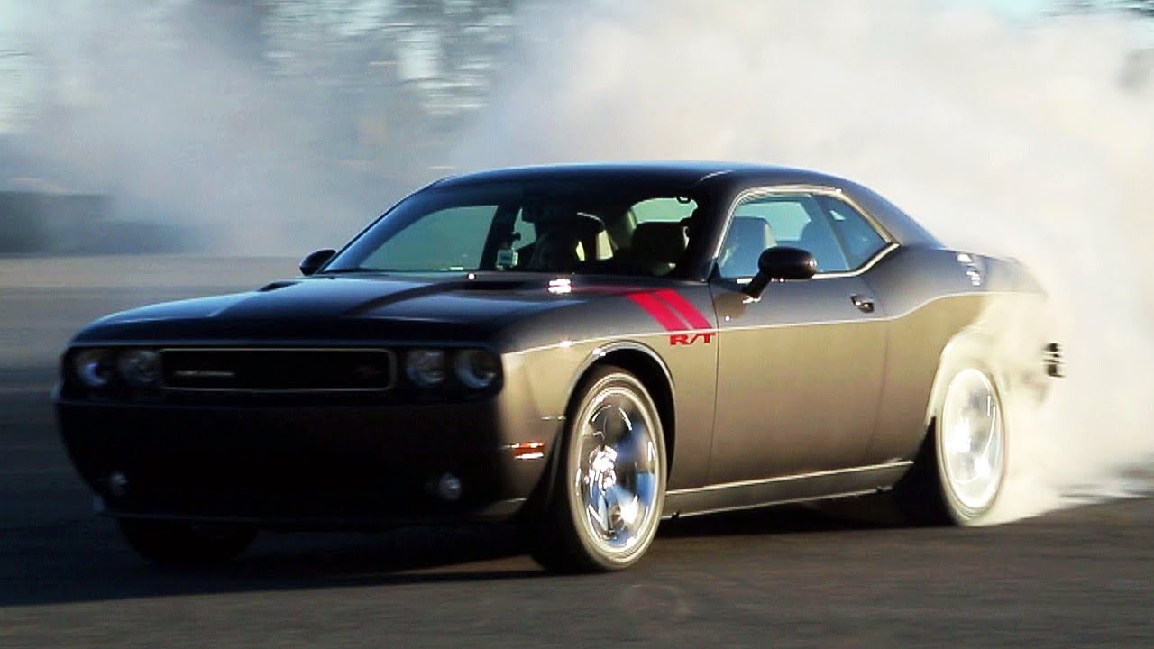 J-Turns and Rockfords in the Ford Mustang GT500 and the Dodge Challenger - The J-Turn Episode 1