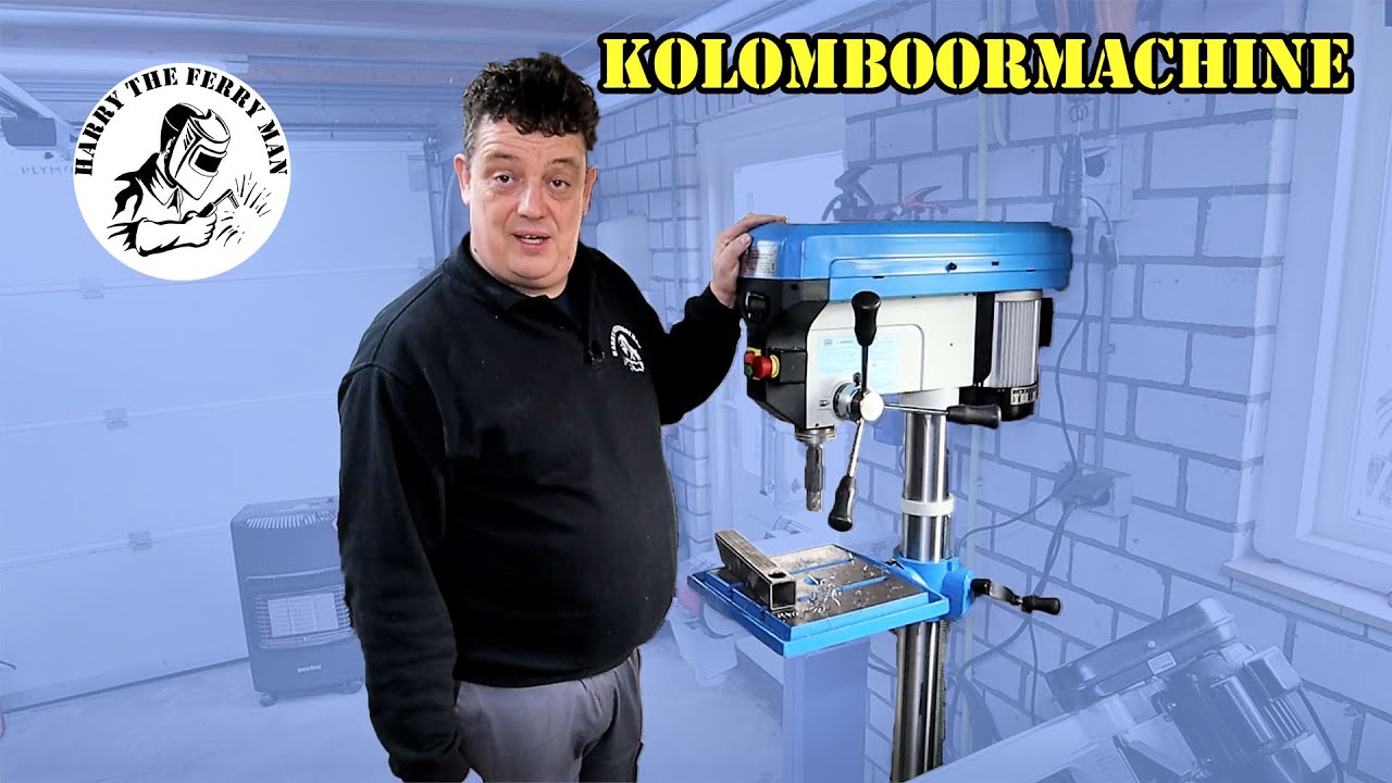 Een HBM Kolomboormachine in mijn werkplaats.